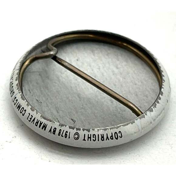 Amazing Spider Man Pinback buttons Swinging 1970's Pin Marvel Comics - Picture 3 of 4